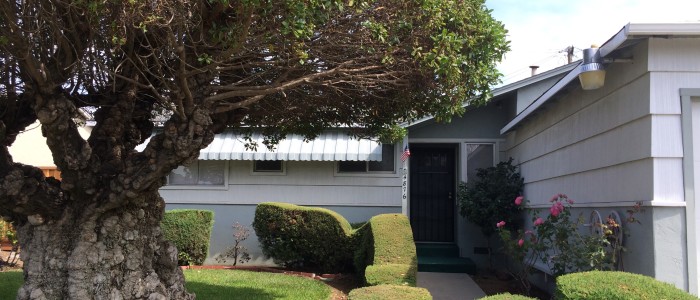Entryway to 4876 Serra Ave Fremont
