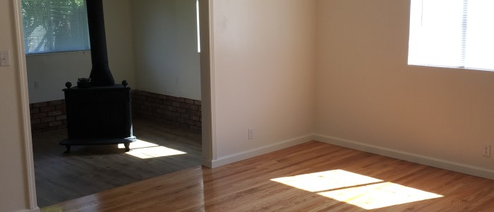 Living Room 4876 Serra Ave